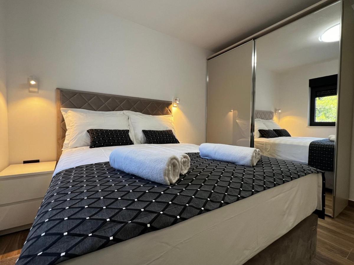 White Pearl Apartments - New Grebaštica Buitenkant foto