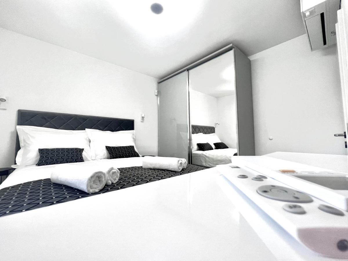 White Pearl Apartments - New Grebaštica Buitenkant foto