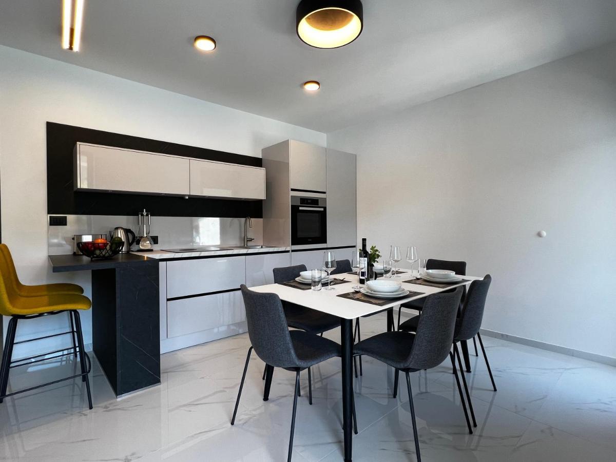 White Pearl Apartments - New Grebaštica Buitenkant foto