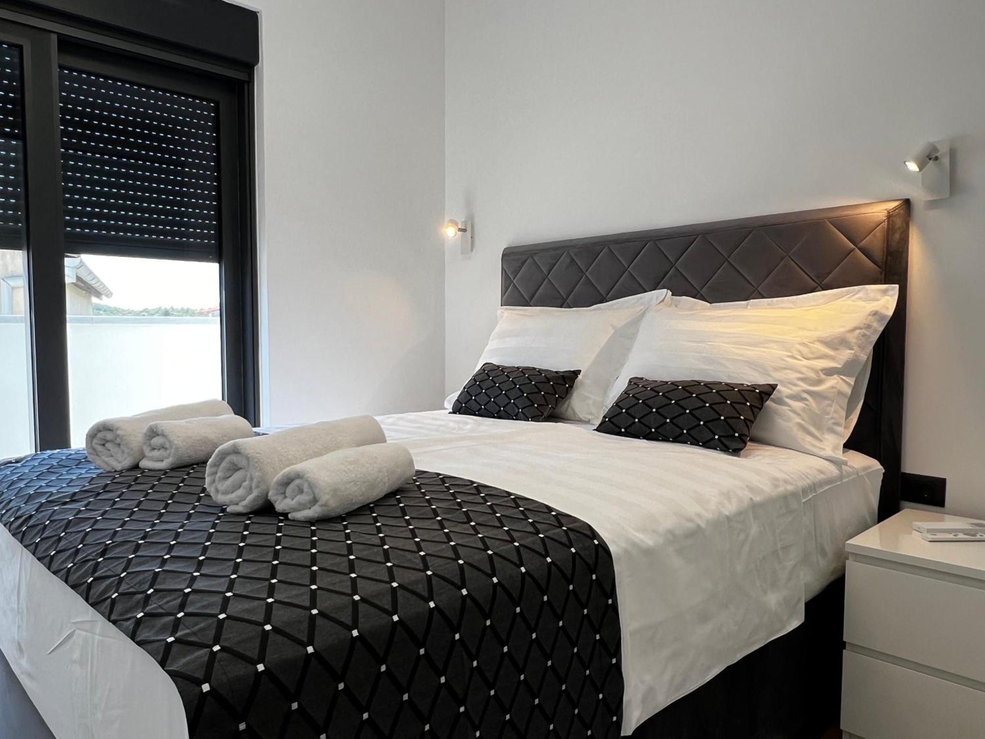 White Pearl Apartments - New Grebaštica Buitenkant foto